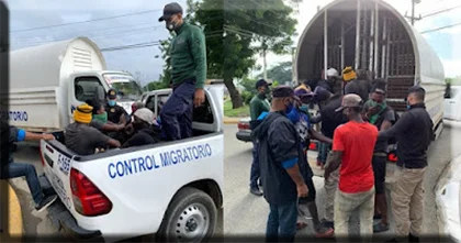 El Gobierno deportará hasta 10,000 haitianos por semana