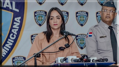 Ministra de Interior y Policía ordena suspender el desmonte de la tarima en la Plaza de la Bandera